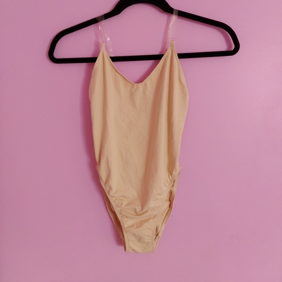 Capezio Seamless Camisole w/ Transitions Straps - Picture 8 of 11